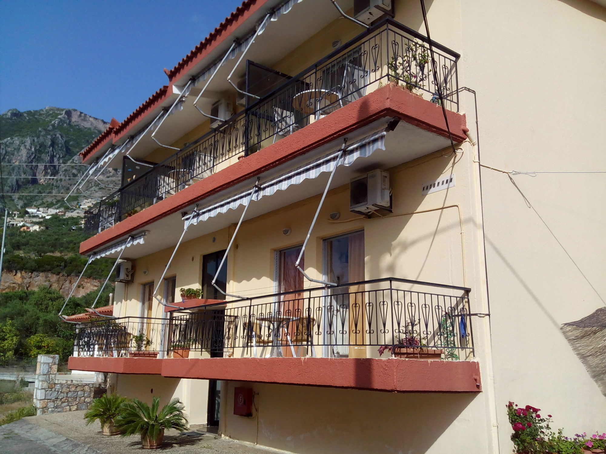 Katerina Apartments Kalamata Luaran gambar